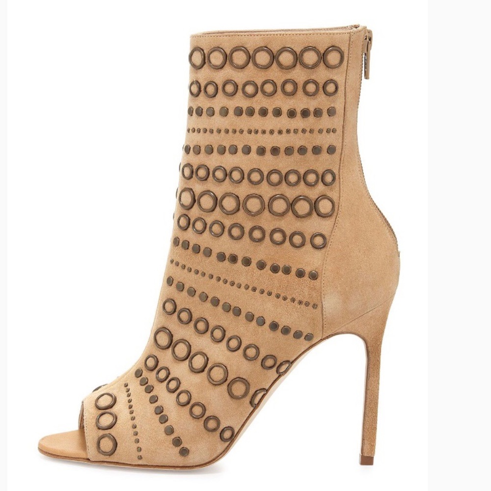 NEW Manolo Blahnik  Suede ankle boot, Camel